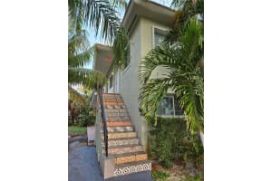 7025 Rue Granville 3, Miami Beach