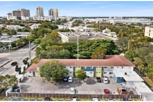 6805 Sw 88th St 19, Pinecrest
