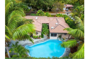 1514 Zuleta Ave, Coral Gables