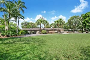 9000 School House Rd, Coral Gables