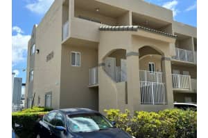 2620 W 76th St 201, Hialeah