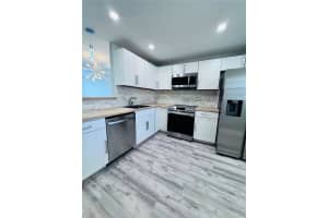 1750 Ne 191st St 725-4, Miami