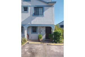 12045 Sw 18th St 1-42, Miami