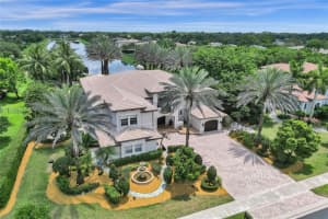 11356 Canyon Maple Blvd, Davie