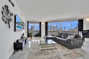 3000 Island Blvd 1106, Aventura