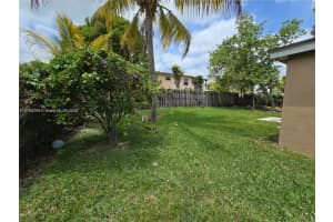 724 Sw 7th Ter 1-2, Hallandale Beach