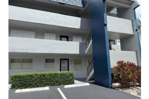 7797 Golf Cir Dr 102, Margate