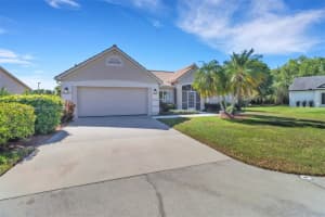 172 Plantation Cir 172, Naples