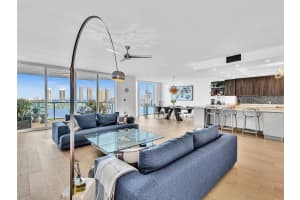 3201 Ne 183rd St 2102, Aventura