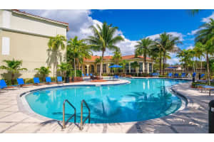 10170 Sw 7th St 25-201, Pembroke Pines