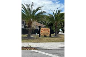 6725 Sw 137th Ct 14d, Miami