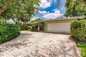 11560 Nw 26th St, Plantation