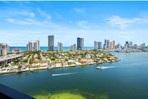 19101 Ne 36th Ct 2509, Aventura