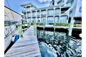 2415 Nw 16 St Rd 101, Miami