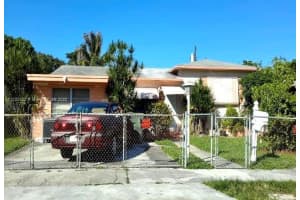 734 Nw 1st St, Hallandale Beach