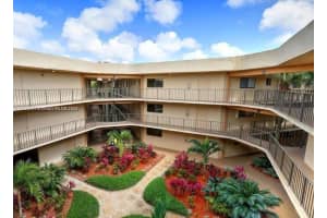 8005 Sw 107 Av 118, Miami
