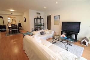 9260 Bay Harbor Ter 22, Bay Harbor Islands