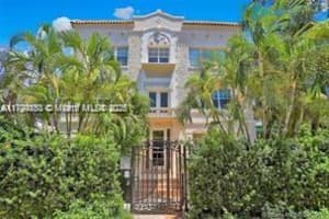 1611 Michigan Ave 19, Miami Beach