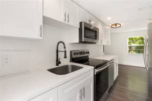 1114 S Douglas Rd 1, Coral Gables