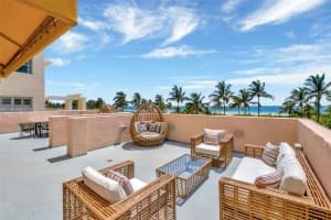 834 Ocean Dr 402, Miami Beach