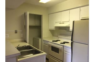 1225 Sw 46th Ave 211, Pompano Beach