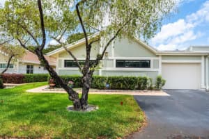 3620 E Forge Rd 16, Davie
