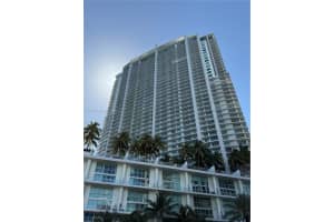 90 Sw 3rd St 3601, Miami