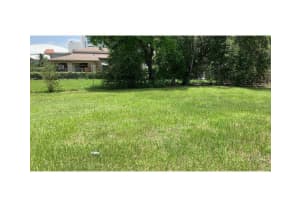 1101 Nw 5th St, Miami