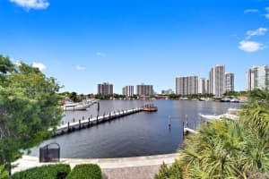 3605 Ne 207th St 4310, Aventura