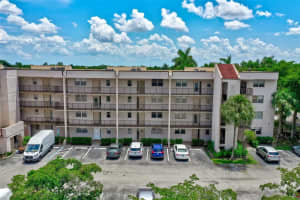 2571 Aragon Blvd 220, Sunrise