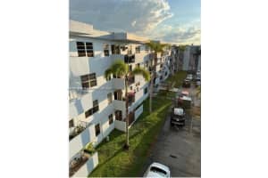 1221 Sw 122nd Ave 401, Miami