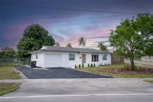 3531 Nw 26th St, Lauderdale Lakes