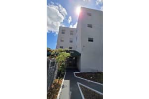 13685 Ne 10th Ave 209, North Miami