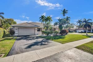 1930 W Oak Knoll Cir, Davie 1930 W Oak Knoll Cir, Davie