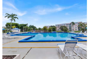 10451 Sunrise Lakes Blvd 205, Sunrise
