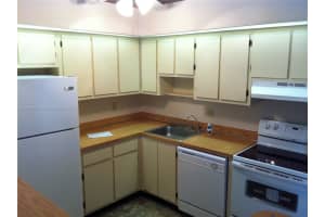 9704 S Belfort Cir 212, Tamarac