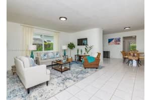 1635 Fletcher St, Hollywood