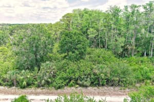 520 Woodman Dr, Lehigh Acres