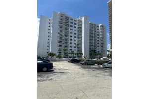 200 S Birch Rd 104, Fort Lauderdale