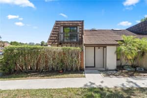 4020 Palm Bay Cir B, West Palm Beach