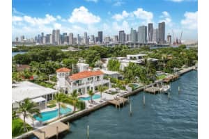 1001 N Venetian Dr, Miami