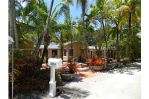 5858 Sw 80th St, South Miami