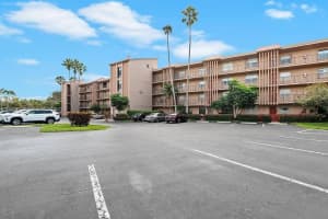 7220 Lake Cir Dr 301, Margate 7220 Lake Cir Dr 301, Margate