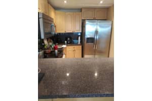 6095 W 19th Ave 407, Hialeah