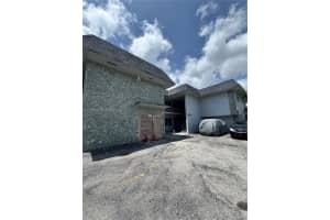 300 Ne 1st Ct 101, Hallandale Beach