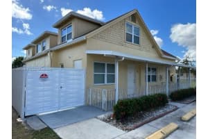 274 E 9th St 1, Hialeah