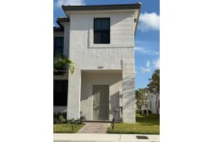 12877 Sw 232nd Ln, Miami