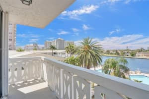 3113 S Ocean Dr 410, Hallandale Beach