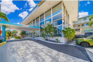 6484 Indian Creek Dr 202, Miami Beach