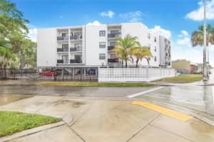 888 Ne 132nd St 206, North Miami